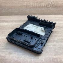 1K0937125A 0702587233 E 1718307 Fuse module Volkswagen Golf V