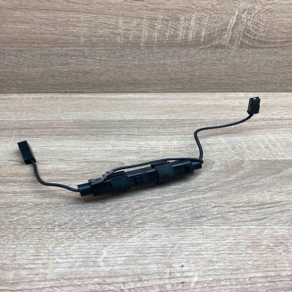 2028202389   Aerial antenna amplifier Mercedes-Benz C W202