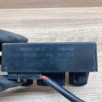 0285454032   Glow plug pre-heat relay Mercedes-Benz E W211