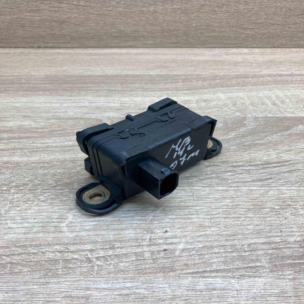 A0045421818 SC03 FD05M05 ESP acceleration yaw rate sensor Mercedes-Benz ML W164