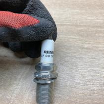 7700500192   Spark plug Renault Clio IV