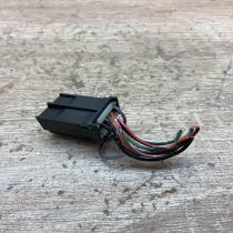 121187   Plug wire Mazda 323 F