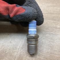 22CM1   Spark plug Peugeot 206+