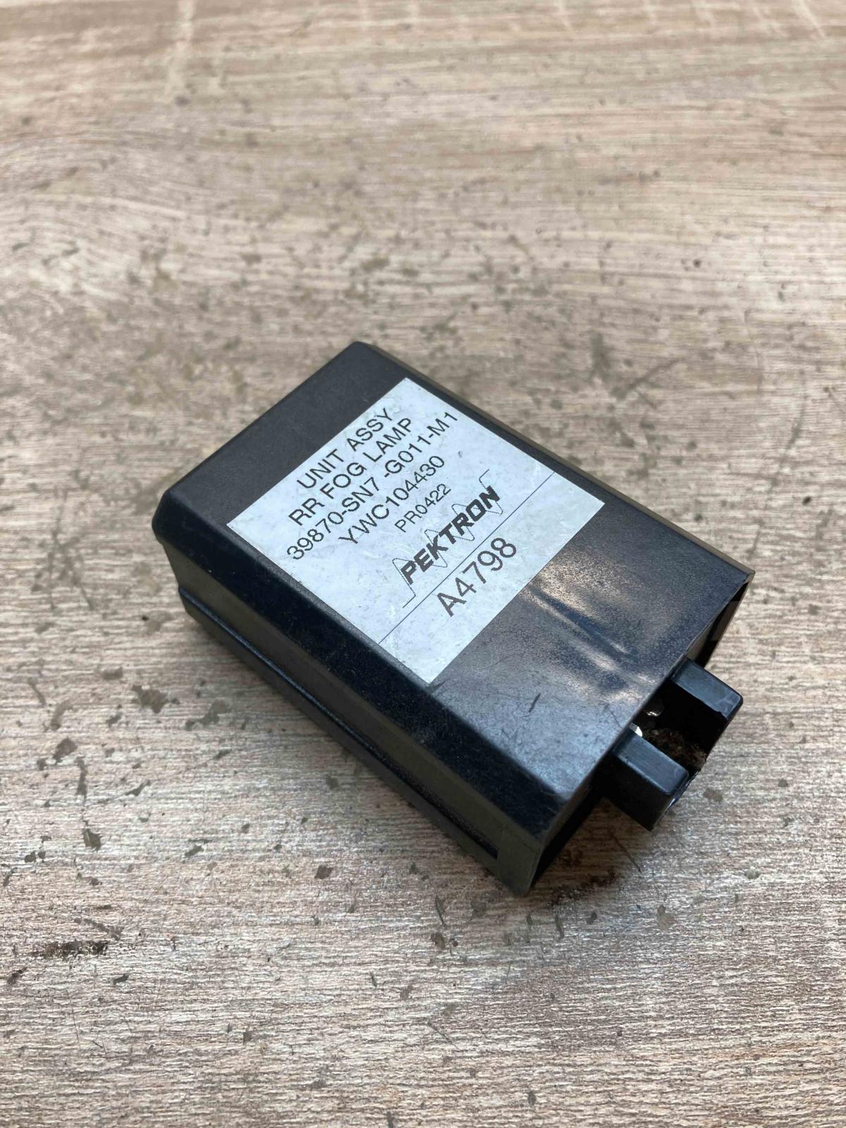 39870 SN7 G011 M1 A4798 Fog Light Light relay Honda Accord