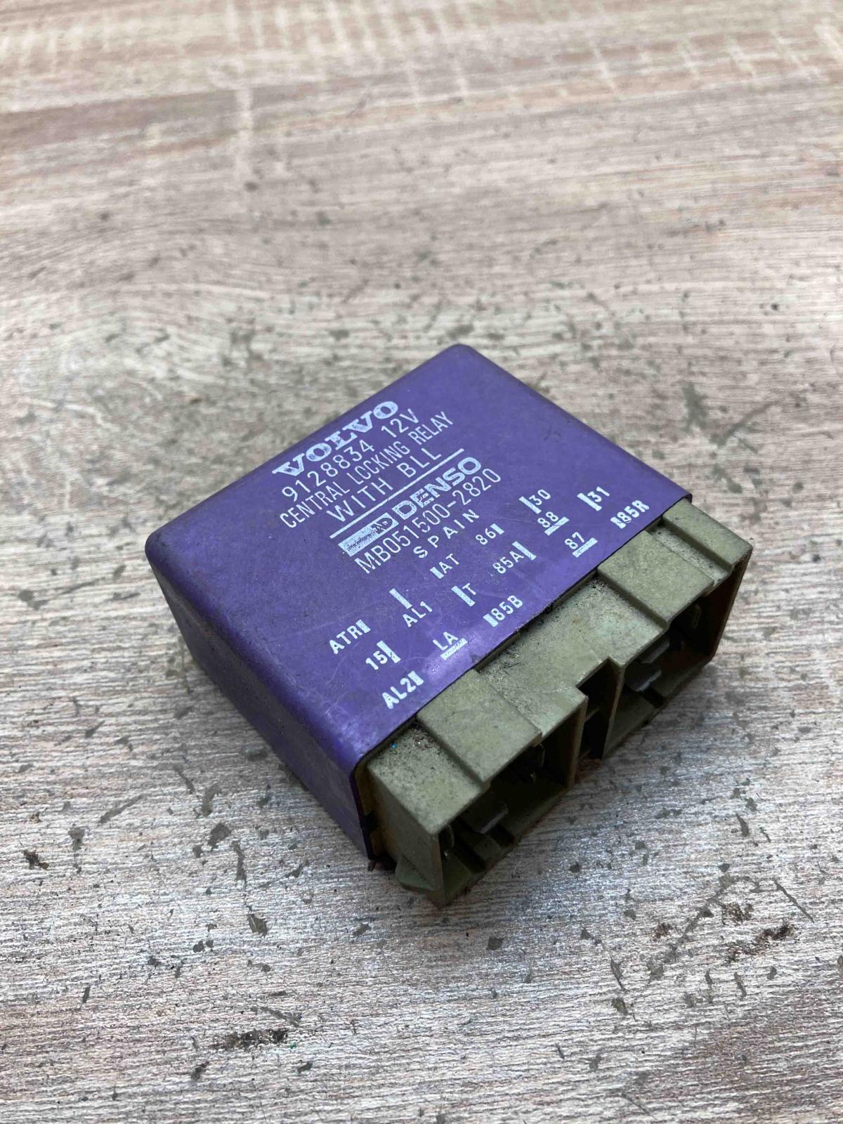 9128834 MB051500 2820 Central Locking Central locking relay Volvo 850
