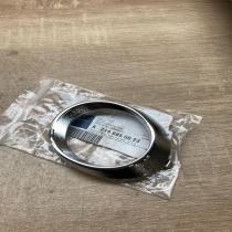A2198850823   Front fog light trim/grill Mercedes-Benz CLS C219