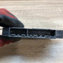 MR252986 X2T31671  ABS control unit/module Mitsubishi Colt