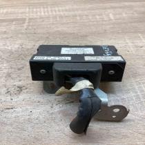89730 05010  With Plug Other control units/modules Toyota Avensis T220