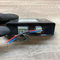 YWC103780 B0800 With Plug Other control units/modules Toyota Yaris