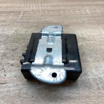 YWC103780 C2898  Electric power window relay Rover 25