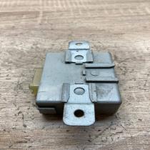 MB543075 166000 2000  Sunroof control unit/module Mitsubishi Space Wagon