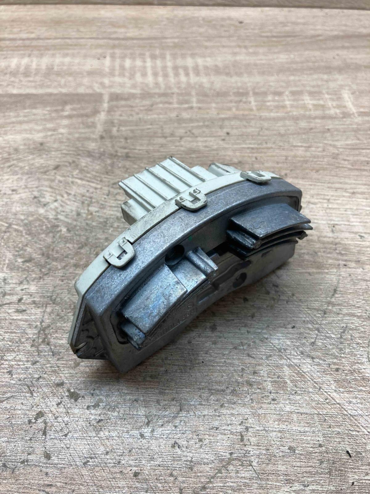 T1000664T   Heater blower motor/fan resistor BMW X3 F25