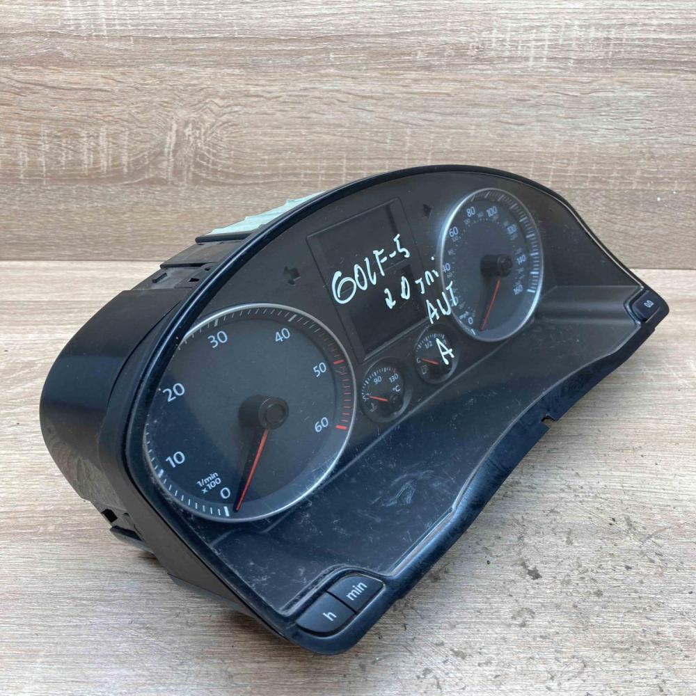 1K0920961K 110 080 247 053 Speedometer (instrument cluster) Volkswagen Golf V