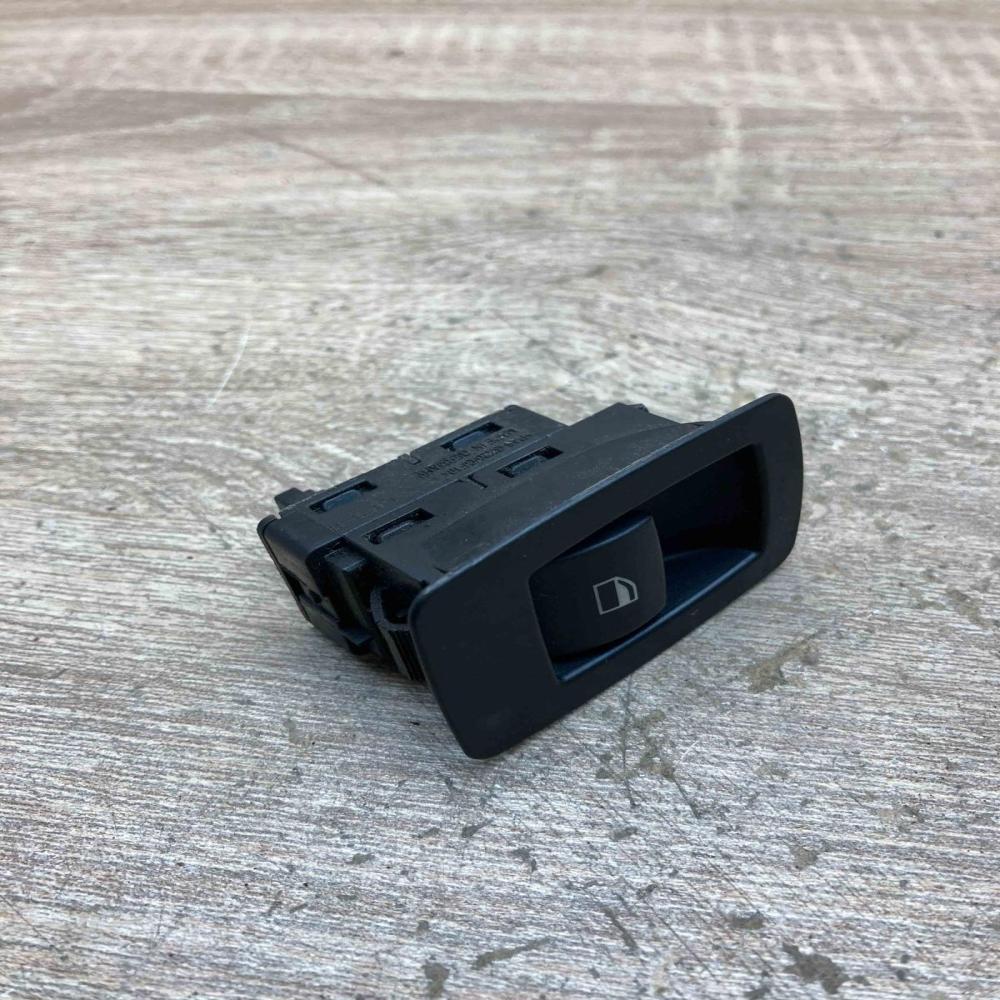 6935534 6945874  Electric window control switch BMW 3 E90 E91