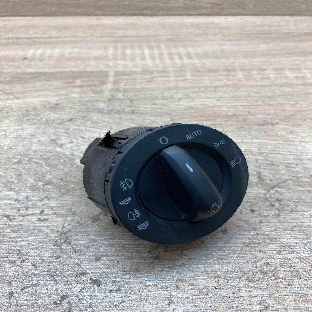 6E0972930A   Light switch Audi A6 S6 C6 4F