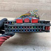 9645585480   Fuse module Peugeot 607
