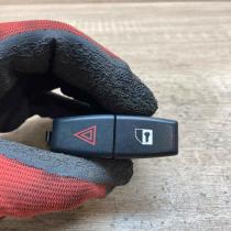 6919506 6919506 04  Hazard light switch BMW 5 E60 E61