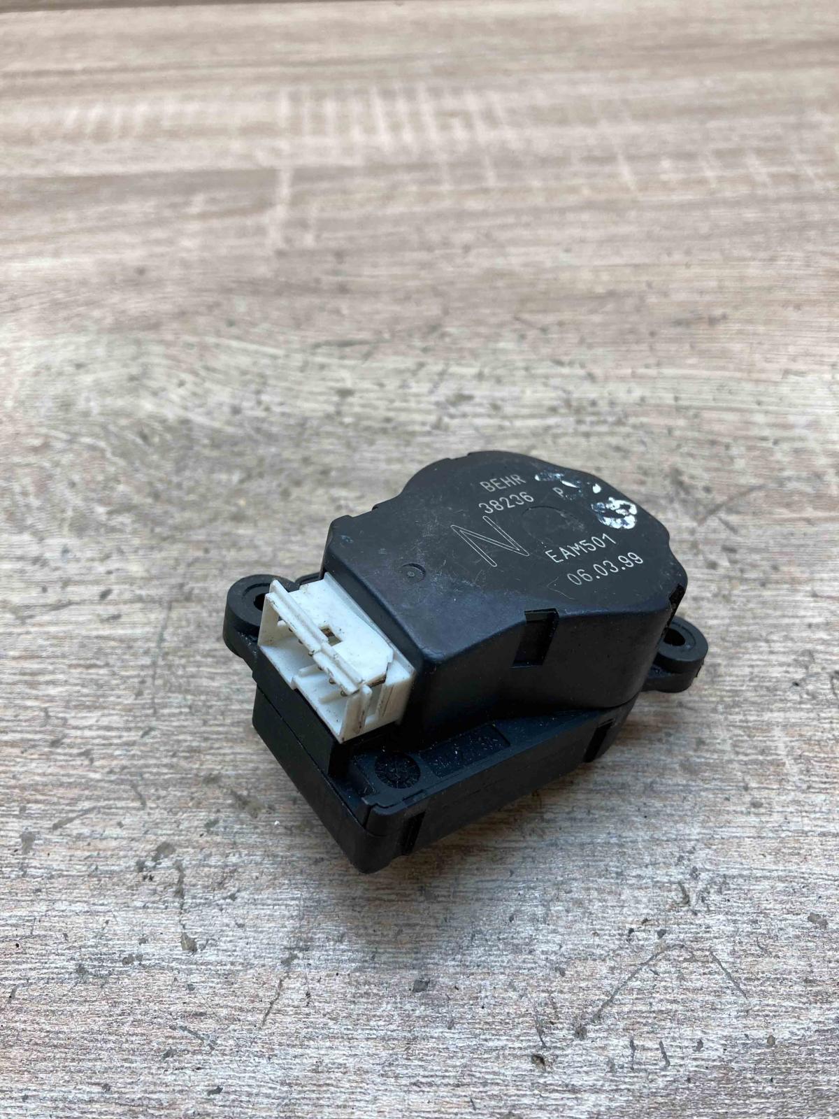 38236 EAM501 N Air flap motor/actuator Citroen Xsara Picasso