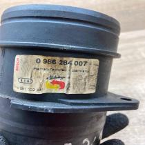 0986284007 0281002461  Mass air flow meter Volkswagen PASSAT B6