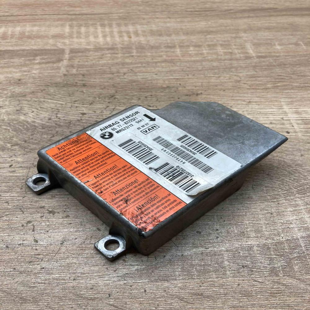 8372521   Airbag control unit/module BMW 5 E39