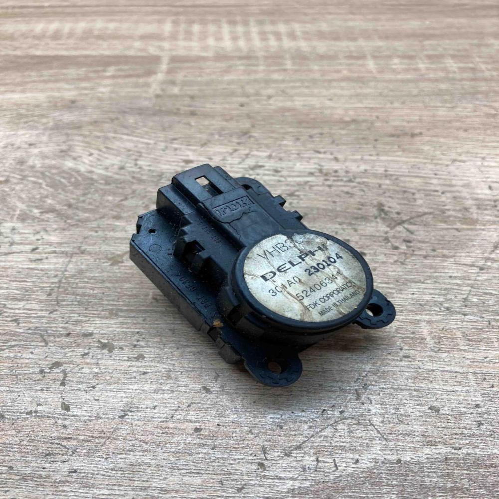 52406341 301A0  Air flap motor/actuator Opel Astra H