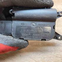 8E1820511B 0132801308  Air flap motor/actuator Audi A4 S4 B7 8E 8H