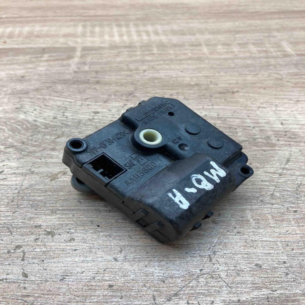 AA113800   Air flap motor/actuator Mercedes-Benz ML W163
