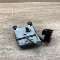01305404000 068985  Air flap motor/actuator Audi A4 S4 B5 8D