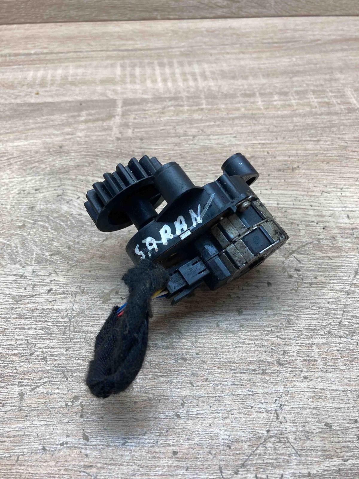 7M1907511A 532 9483 20A  Air flap motor/actuator Volkswagen Sharan