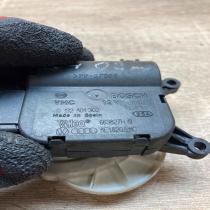 8E1820511C 0132801302  Air flap motor/actuator Audi A4 S4 B6 8E 8H