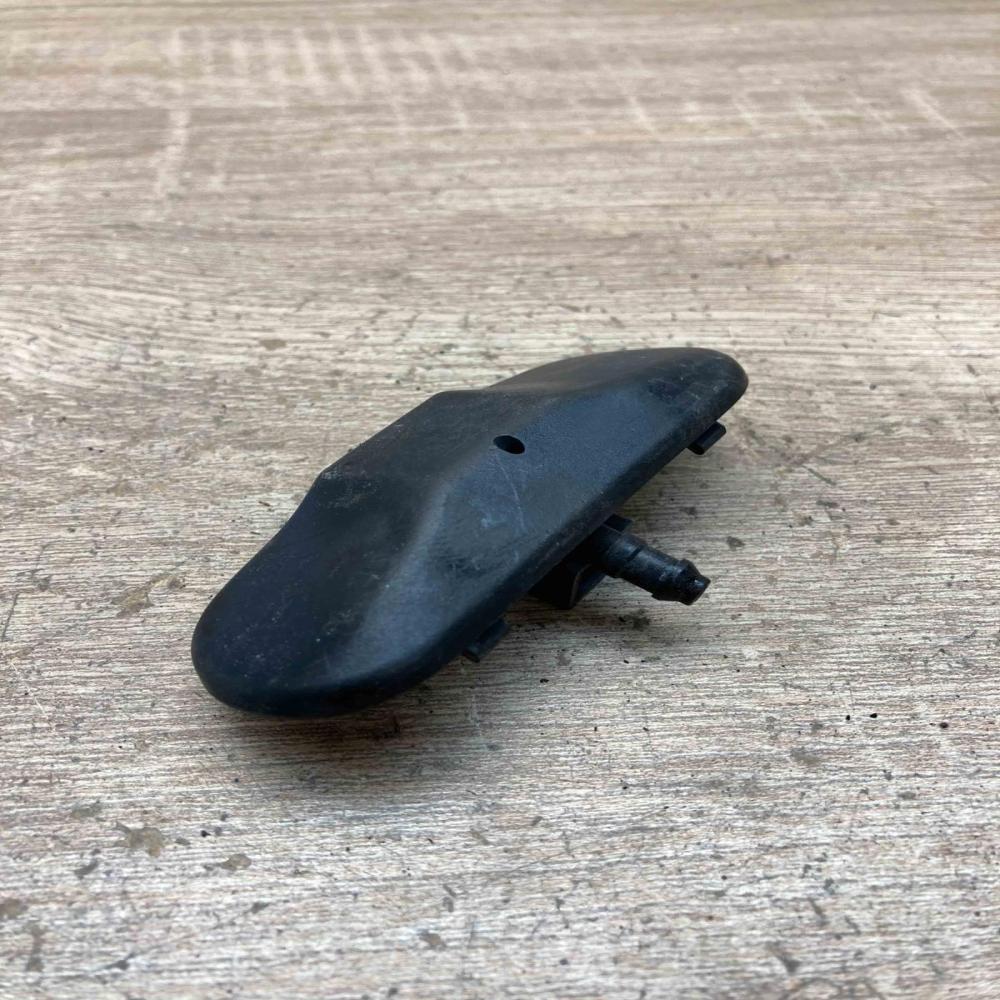 5M09559850   Windshield washer spray nozzle Volkswagen Golf VII