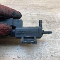 037906283D   Vacuum valve Volkswagen PASSAT B6