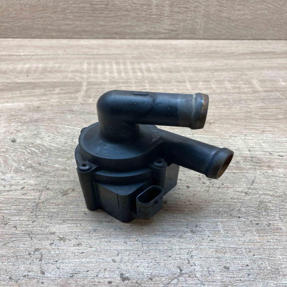 5N0965561   Electric auxiliary coolant/water pump Volkswagen Tiguan