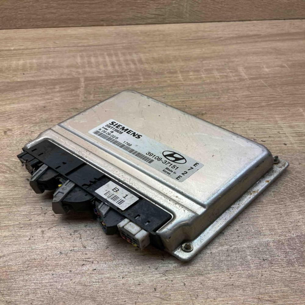 39108 37151 5WY1560B E72E Engine control unit/module ECU Hyundai Sonata
