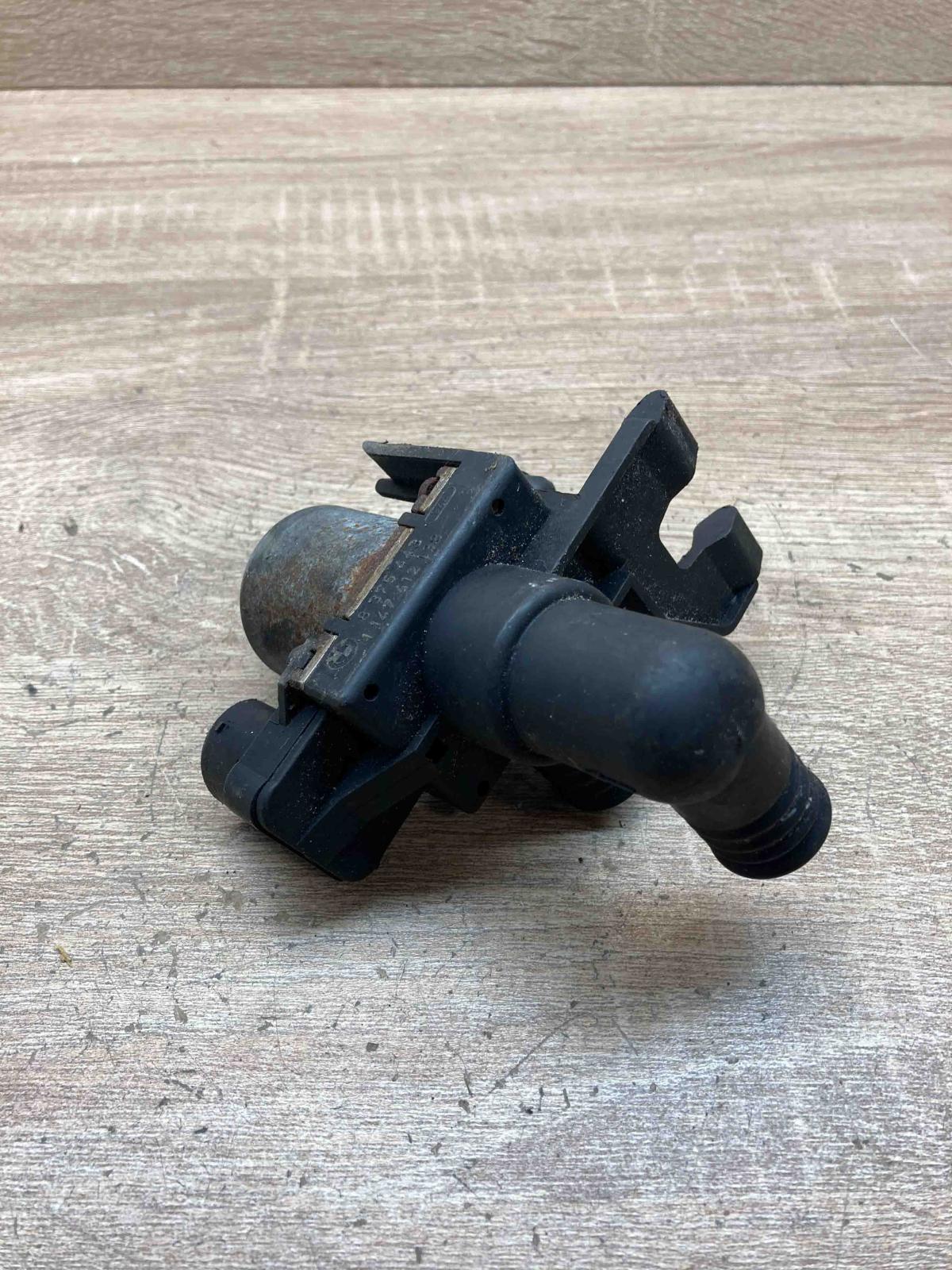 8375443 1147412139  Coolant heater control valve BMW Z3 E36