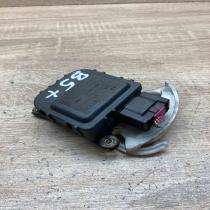 8D1820511E 0132801148 With Plug Air flap motor/actuator Volkswagen PASSAT B5