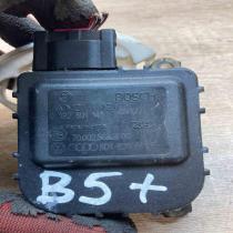 8D1820511E 0132801148 With Plug Air flap motor/actuator Volkswagen PASSAT B5