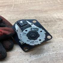 657102JD   Air flap motor/actuator Peugeot 607