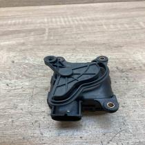 4B1820511C 0132801129 882 Air flap motor/actuator Audi A6 S6 C5 4B