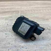 4B1820511B 0132801135  Air flap motor/actuator Audi A6 S6 C5 4B