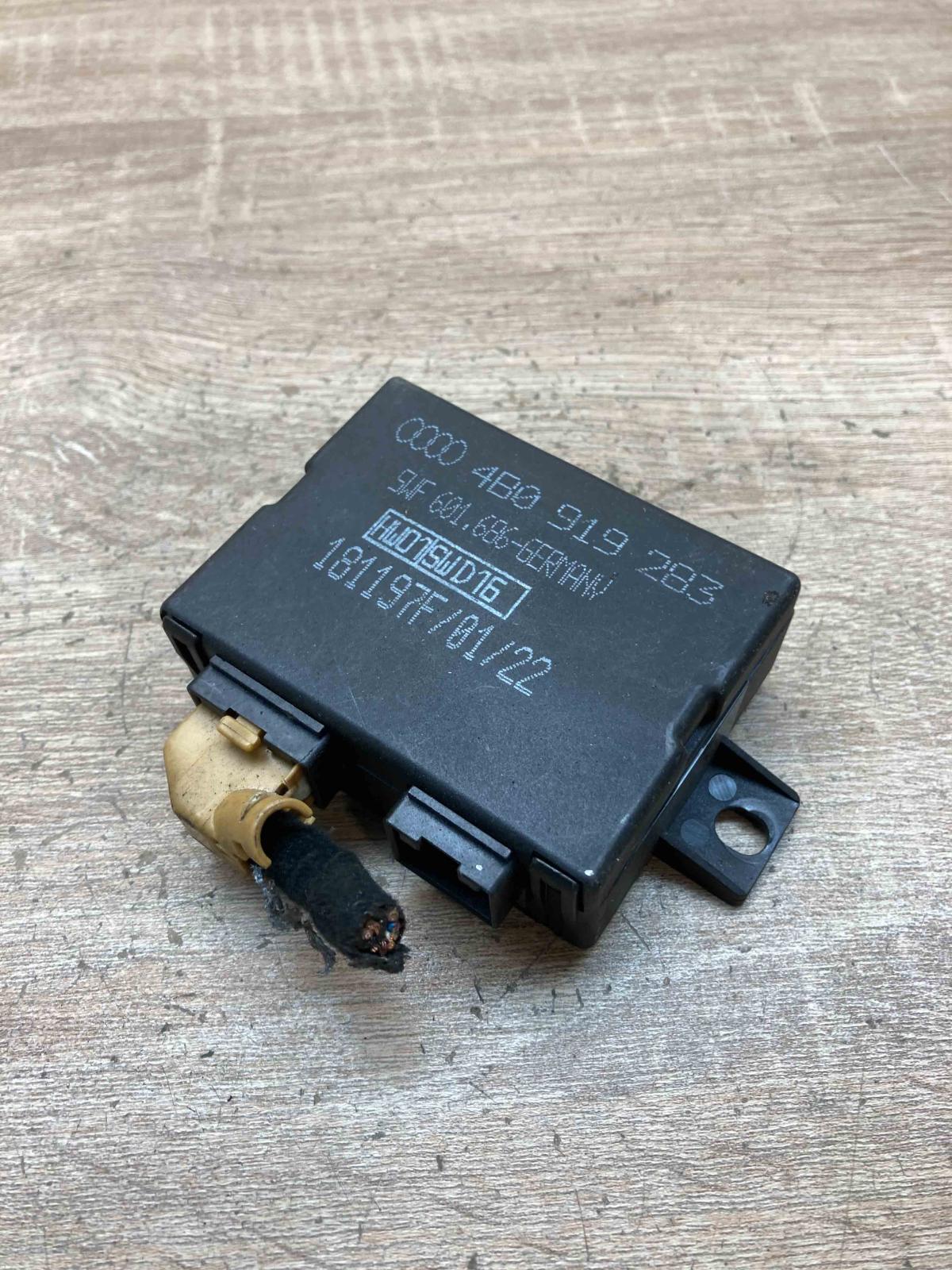4B0919283 601 686  Parking PDC control unit/module Audi A6 S6 C5 4B
