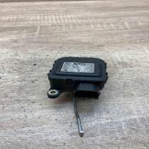 4B1820511 0132801126  Air flap motor/actuator Audi A6 Allroad C5