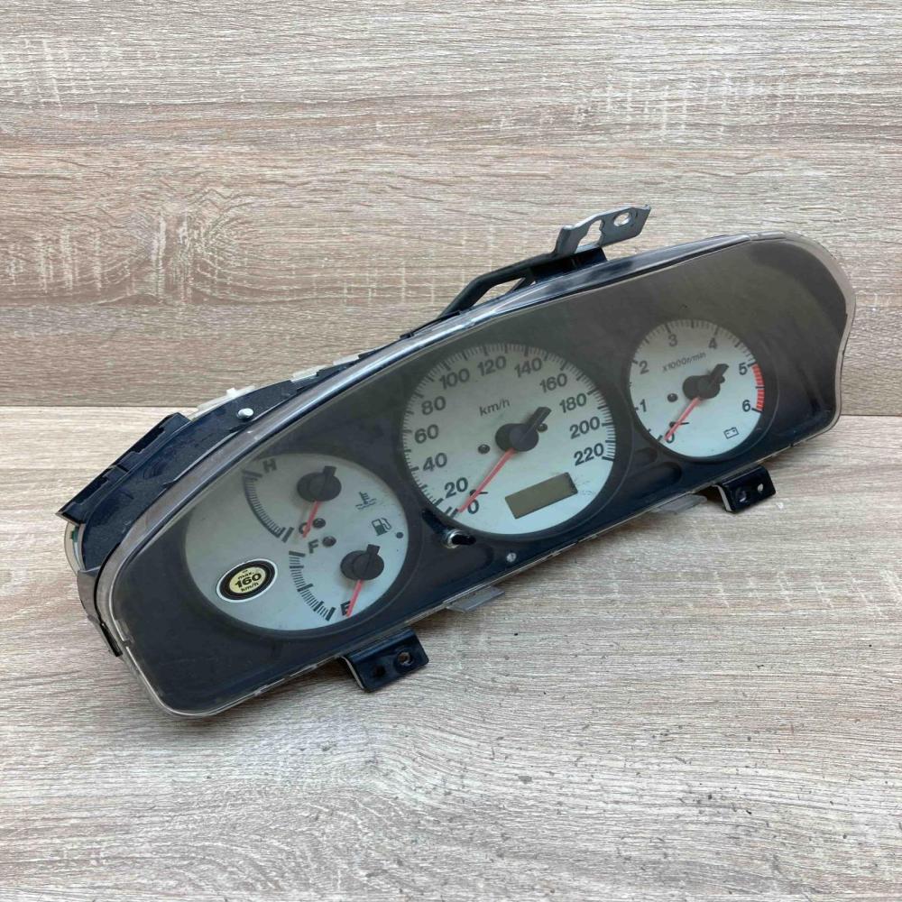 WVCB87   Speedometer (instrument cluster) Mazda Premacy