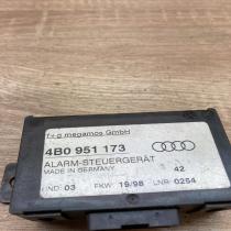 4B0951173   Alarm control unit/module Audi A6 S6 C5 4B