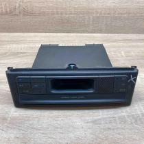 7700425674   Climate control unit Renault Laguna I