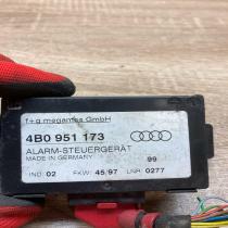 4B0951173   Alarm control unit/module Audi A6 S6 C5 4B
