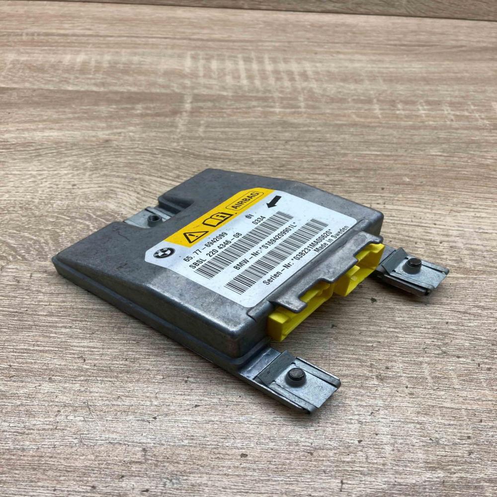 6942099 2204346 08  Airbag control unit/module BMW 5 E60 E61