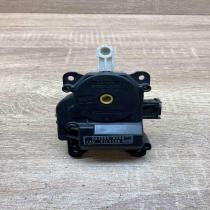 063800 0240   Air flap motor/actuator Toyota Prius (XW20)