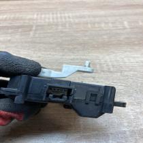 063800 0240   Air flap motor/actuator Toyota Prius (XW20)