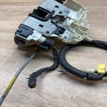 04589440 P04589440AG  Front door lock Chrysler Sebring (JS)